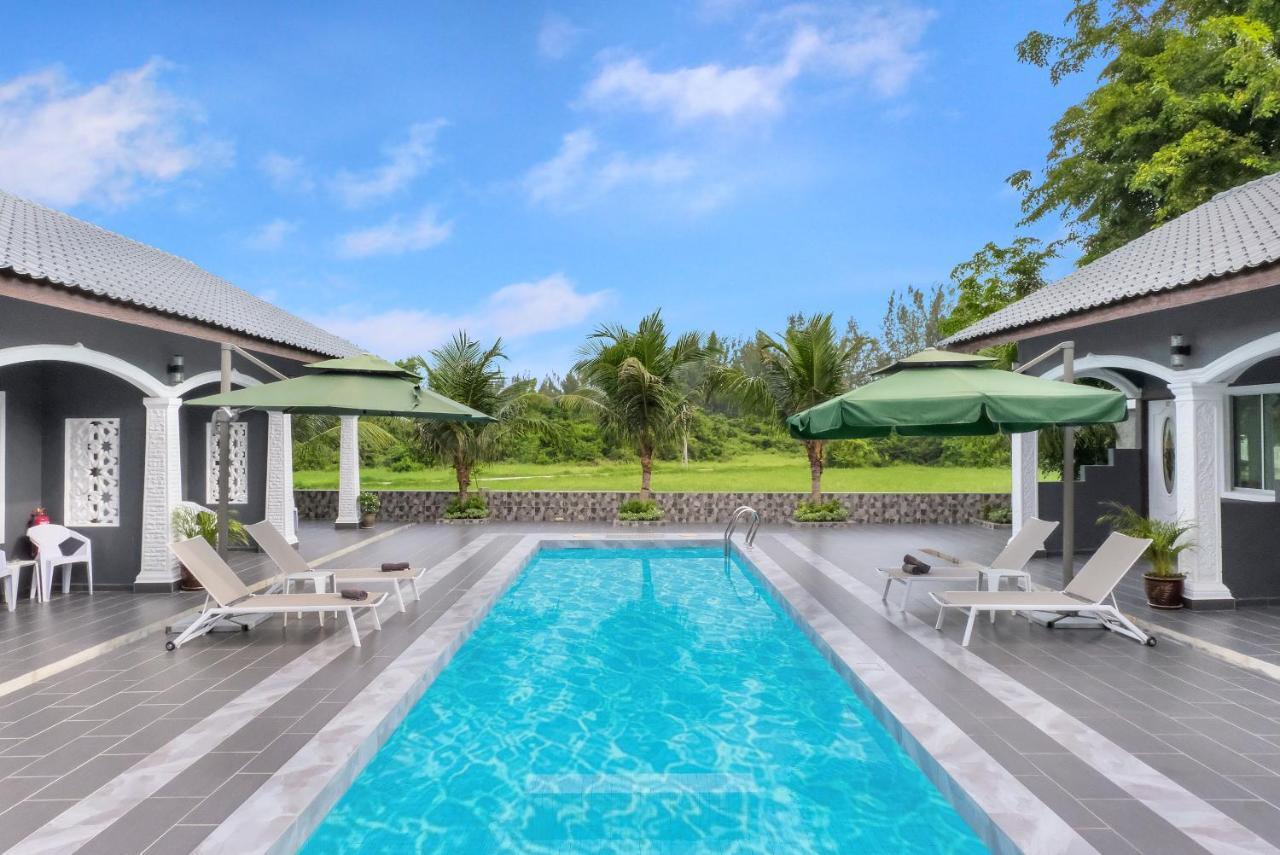 Cenang Rooms With Pool By Virgo Star Resort Pantai Cenang  Exterior photo