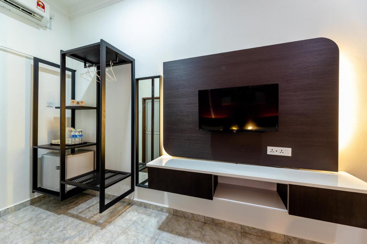 Cenang Rooms With Pool By Virgo Star Resort Pantai Cenang  Exterior photo
